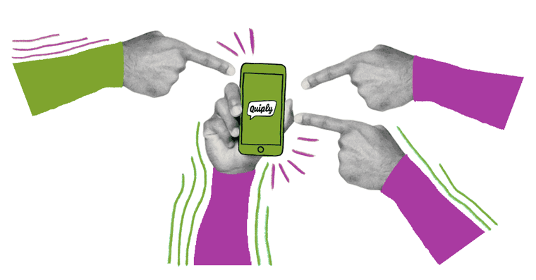 Drei Finger zeigen auf Smartphone mit Mitarbeiter-App Quiply